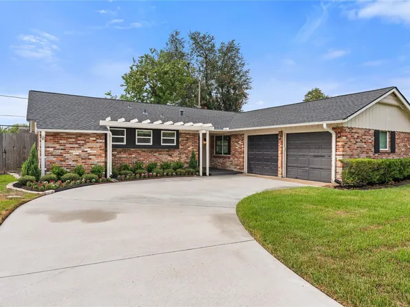 2302 Willowby Dr, Houston, TX 77008