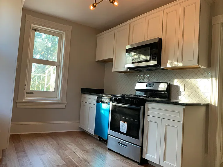 207 Cricket Ave #2 — Photo 2