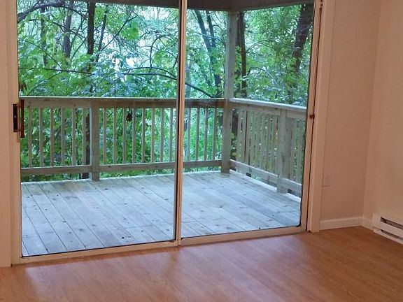 220 Chateau Lane Butler Pennsylvania for rent