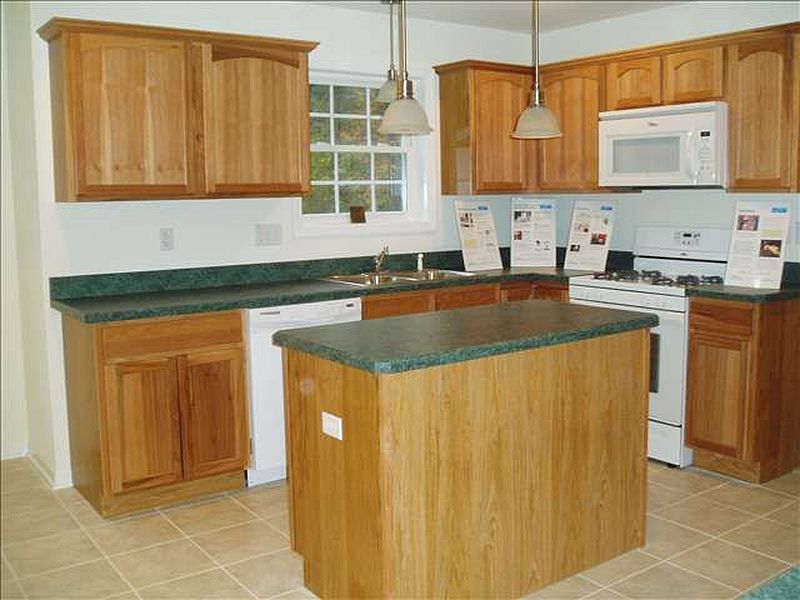 2nd image of 42 BRAMPTON Lane