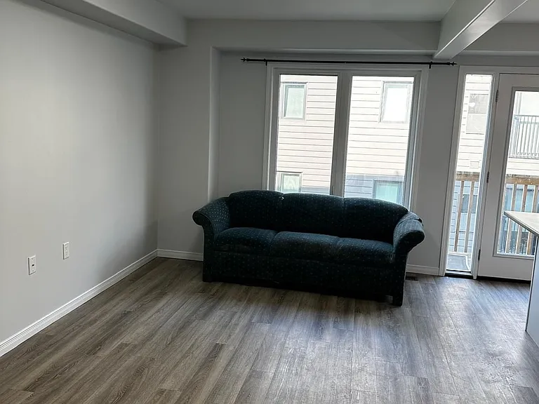 1650 Hetherington Dr — Photo 6