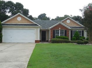 813 Custom Ln, Winder, GA 30680