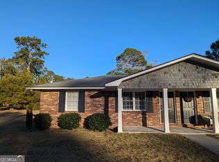 305 Hickory St, Springfield, GA 31329