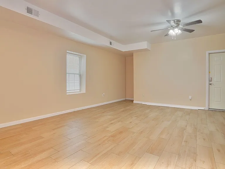 249 Winfield Ave #A — Photo 30
