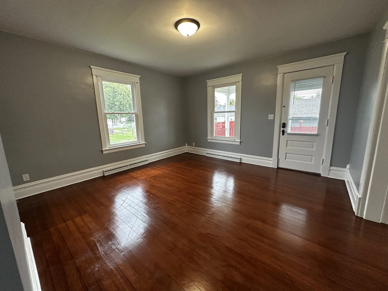 2 bed, 1480 sqft, $1,100 — Photo 2
