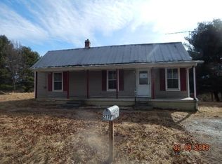 2774 Mount Olivet Rd, Pulaski, VA 24301