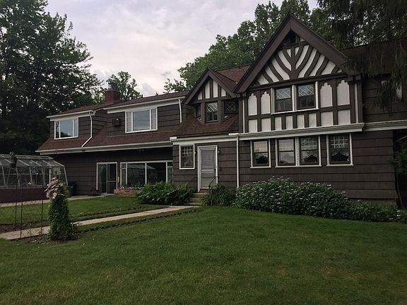 2nd image of 12345 Lake Shore Blvd