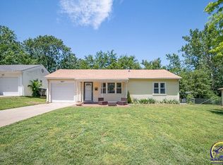 3557 SW Devon Ave, Topeka, KS 66611