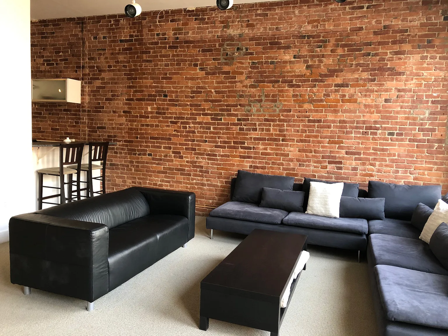 241 Asylum St — Photo 2