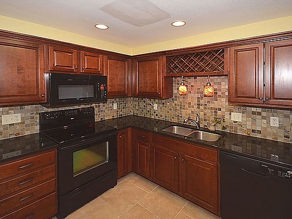 4th image of 13685 Chinkapin Cir