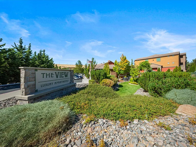 The View Apartments — Photo 17