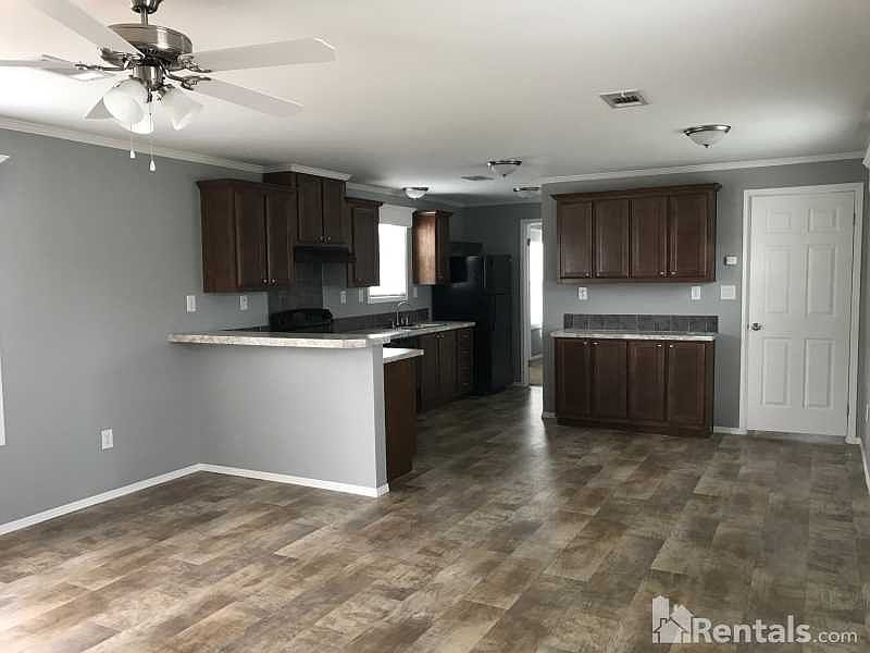 1st image of 21 Moonbeam Dr