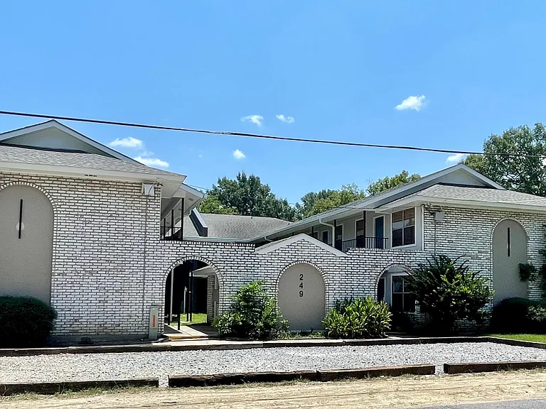 249 Richland Ave — Photo 1