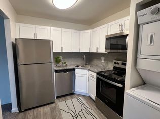 Towson Crossing Apartment Homes, Parkville, MD 21234