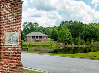 3242 Chapelwood Dr, Crestview, FL 32539