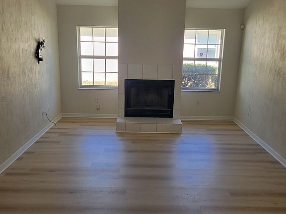 4th image of 91 Ryecliffe Dr