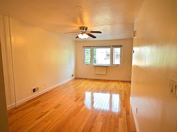 3rd image of 33A Francine Ct #97A