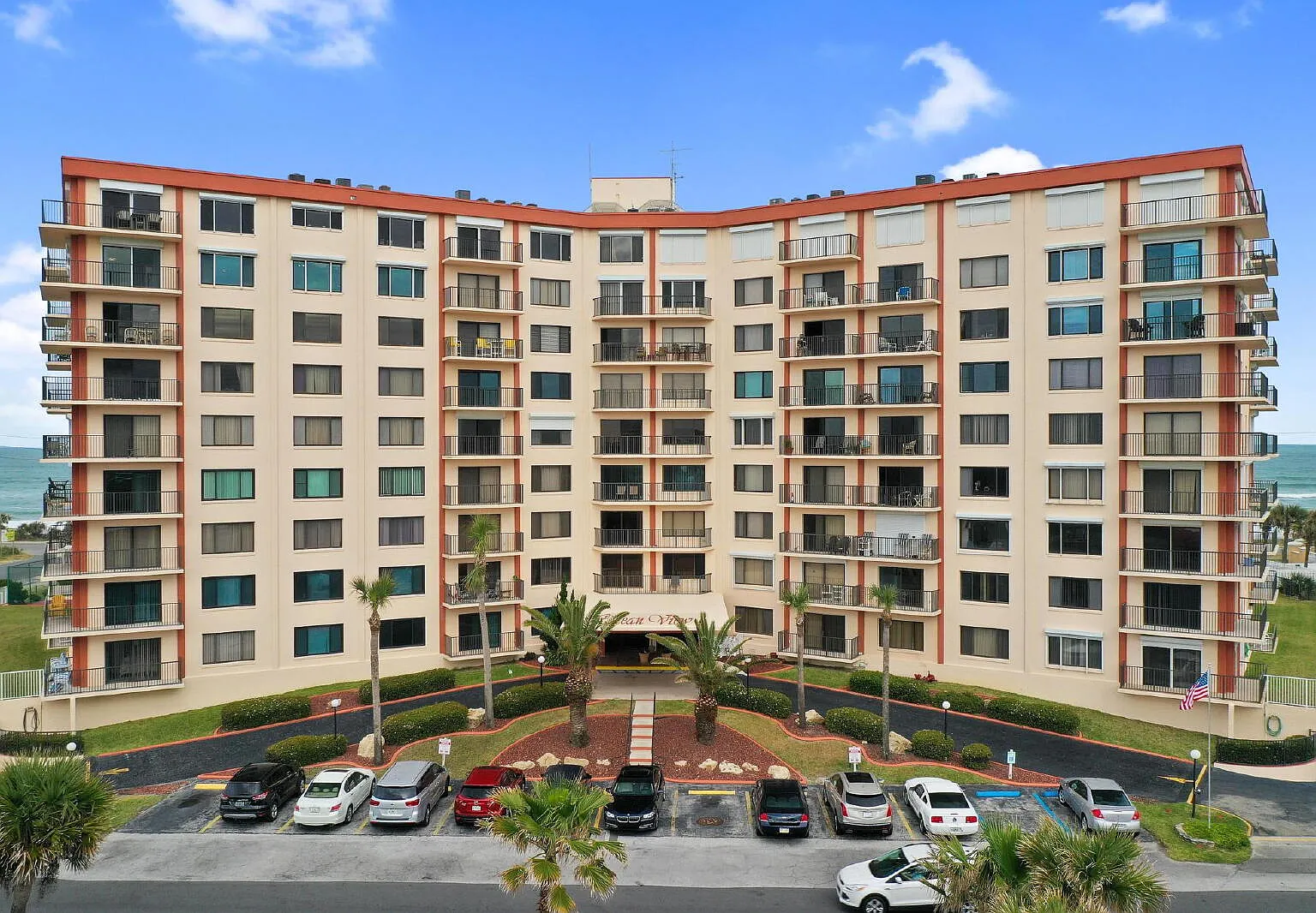 2 bed, 2.0 bath, 1209 sqft, $2,400 — Photo 1