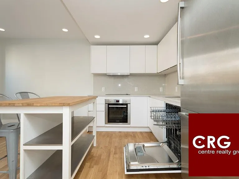 334 Harvard St #C1D — Photo 1