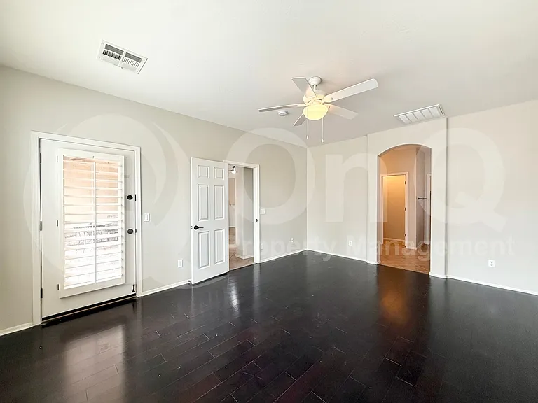 2848 E Fandango Dr — Photo 13