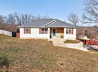 15695 Terris Ln, Saint Robert, MO 65584