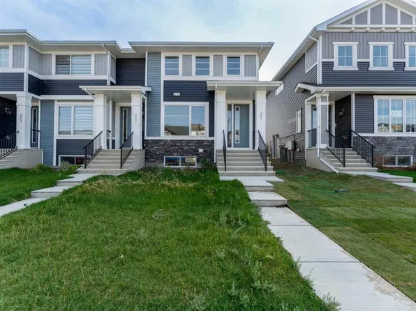 381 N Waterford Blvd, Chestermere, AB T1X 2M9