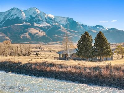 573 E River Rd, Emigrant, MT, 59027