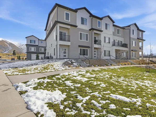 698 E 730 N, Hyrum, UT 84319