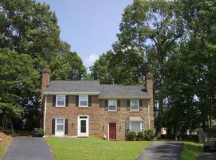 54 Court Pl, Charlottesville, VA