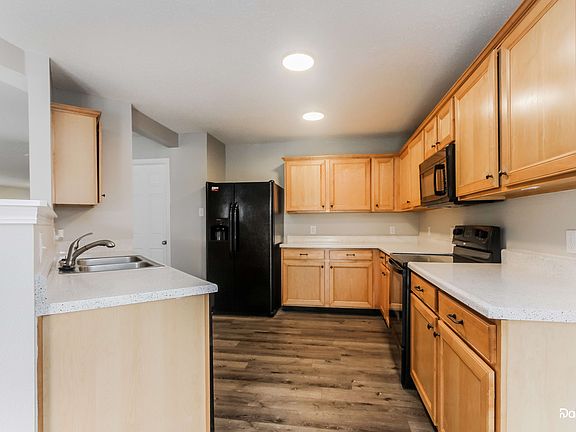4th image of 8254 Retreat Ln