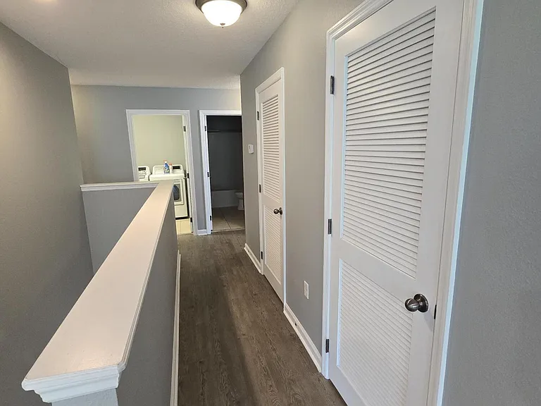 180 Thornloe Dr — Photo 29