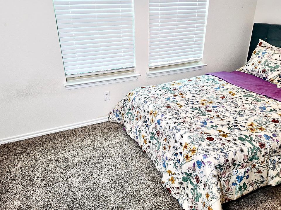 Private Bedroom with Private Detached Bathroom