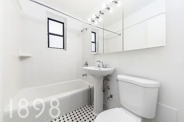 Rented by A&E Real Estate Management | media 5