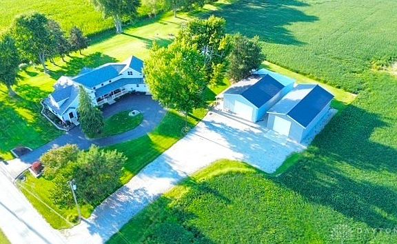 2nd image of 515 Snyder Rd
