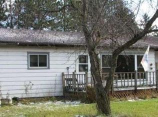 N10280 Bay Mill Rd, Tomahawk, WI 54487