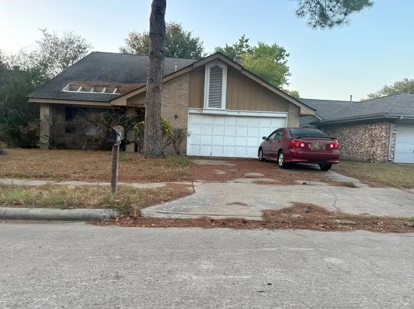 1306 Valley Landing Dr, Katy, TX 77450