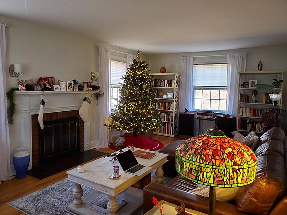 4th image of 6807 Dartmouth Ave