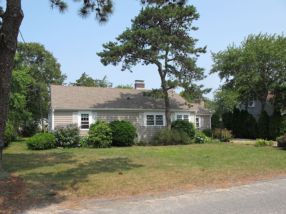 2nd image of 143 Lewis Rd