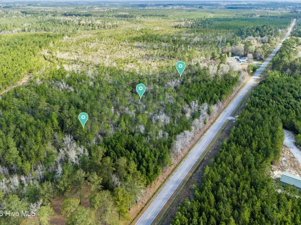 272 Hardy Graham Road, Maple Hill, NC 28454