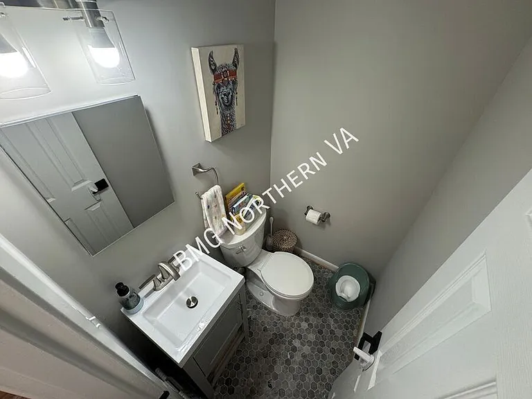 404 Onondio Cir SE — Photo 15