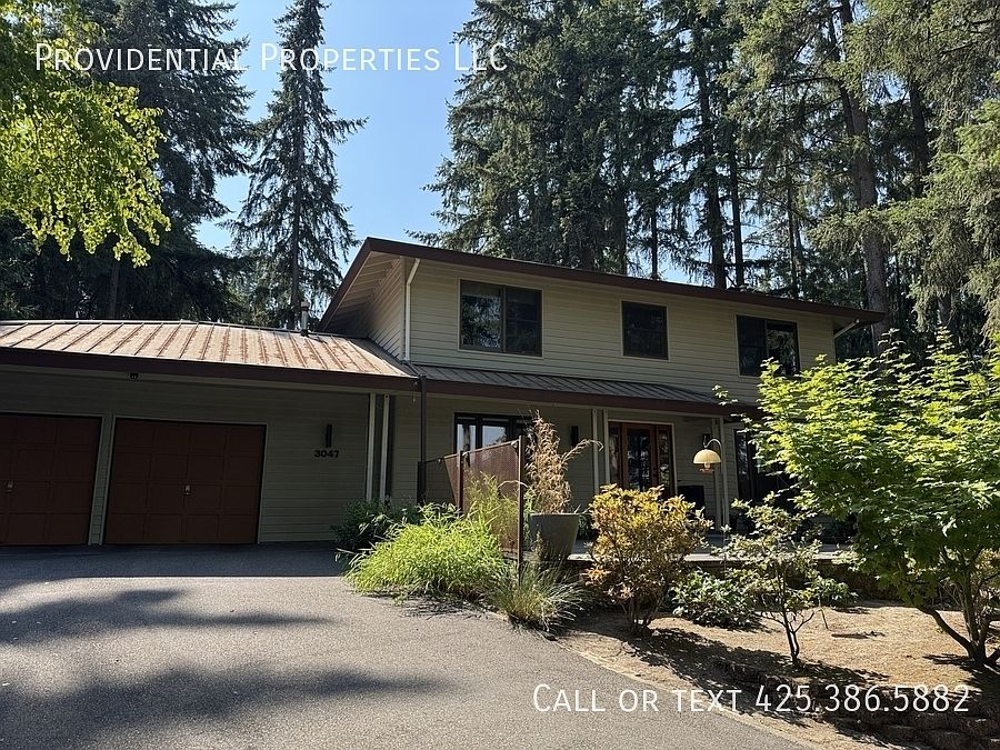 1st image of 3047 W Lake Sammamish Pkwy NE
