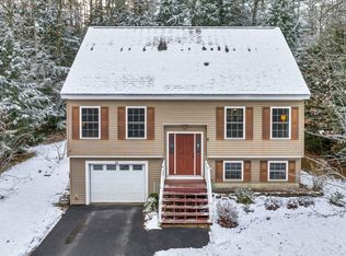 20 Lincoln Ln, Barnstead, NH 03218