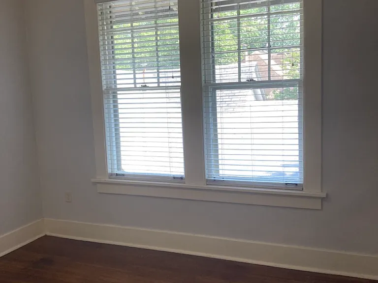 1100 Rock St #B — Photo 15