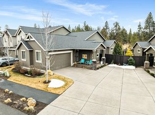 60499 Hedgewood Ln, Bend, OR 97702