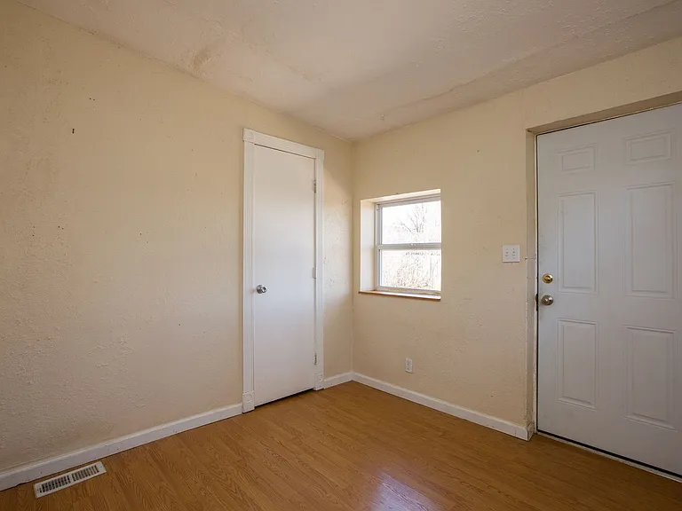 312 Cherry St — Photo 16