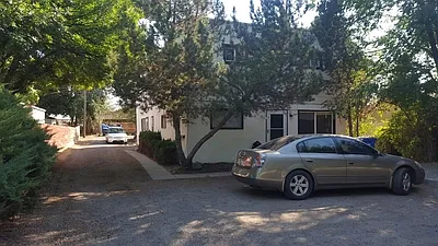2 bed, 1.0 bath, 900 sqft, $995