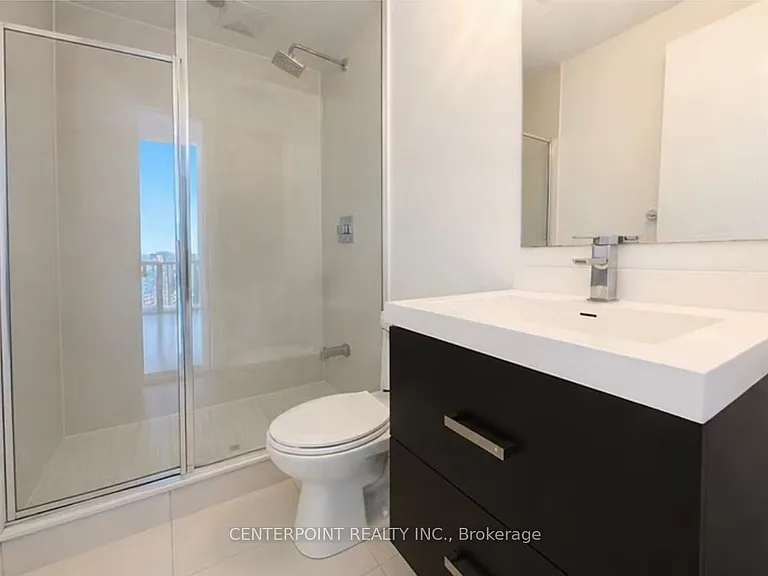 50 Wellesley St E #2708 — Photo 8