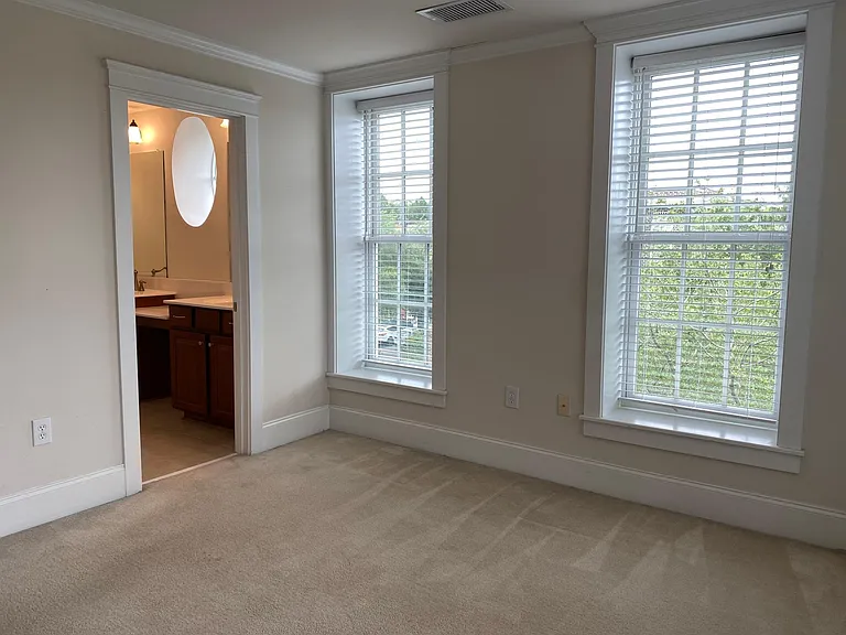 716 S Shelmore Blvd #200 — Photo 13