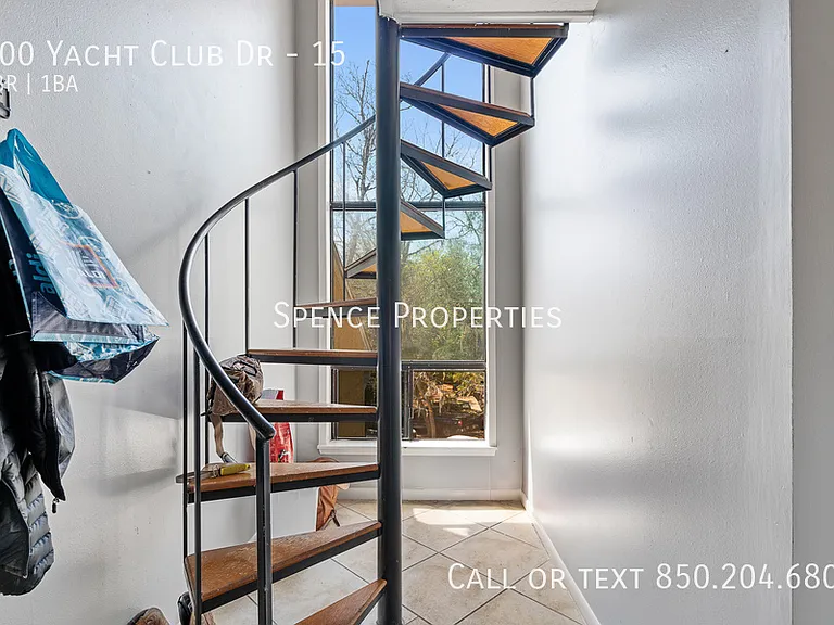 300 Yacht Club Dr #15 — Photo 8