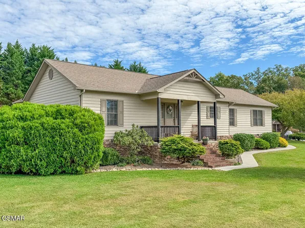 625 Riverbrook Dr, Sevierville, TN 37862
